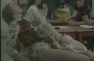 Славно се прецака sex klipove bezplatno с пръсти в гладен писклив