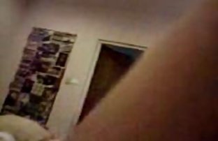 Едно момиче с невероятни цици им даде вкус от тип и се разля по klipcheta s seks вълните на любовта