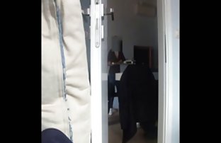Ближе bulgarski sex краката на черна любовница в студа
