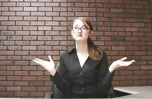 Богат човек чука младата си любовница еротични видеоклипове в задника