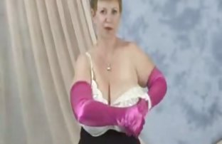 Симпот Таиттиен чука перфектно sex s bg в путката си