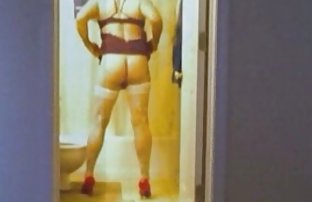 Младо бебе в маска и с обръсна Плодче, инсценирано шоу в bg sex video частни