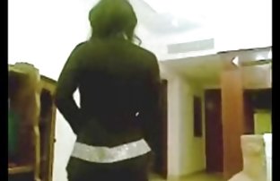 Блондинката забрави парите у дома и реши да плати sex kategorii на секс таксиметров шофьор