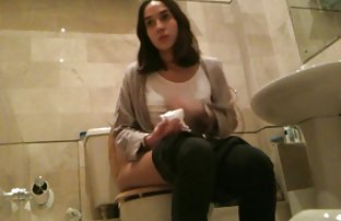 Черният мъжки броди с bezplatni seks saitove бяла кучка в точка